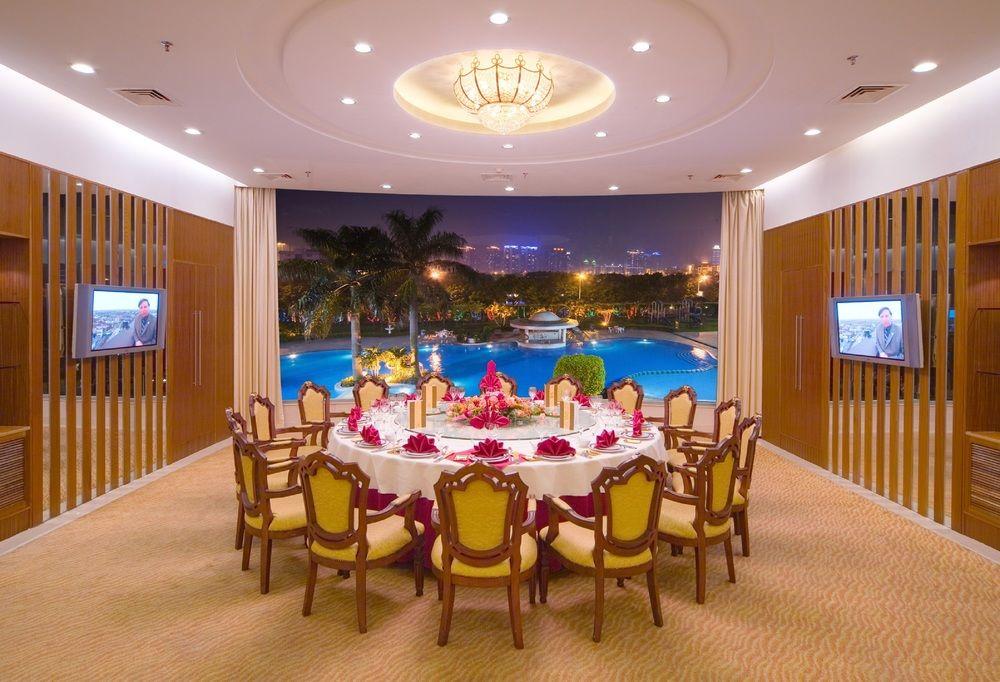 Ramada By Wyndham Pearl Guangzhou-Canton Fair Free Shuttle Bus Restaurant photo