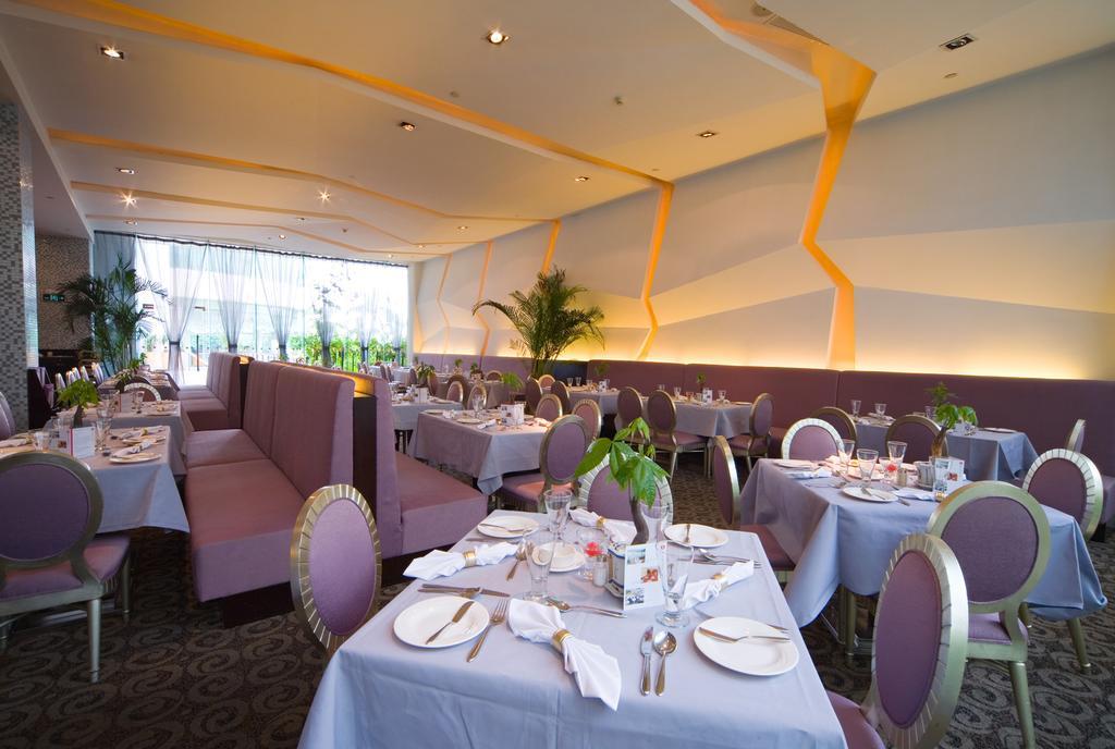 Ramada By Wyndham Pearl Guangzhou-Canton Fair Free Shuttle Bus Restaurant photo