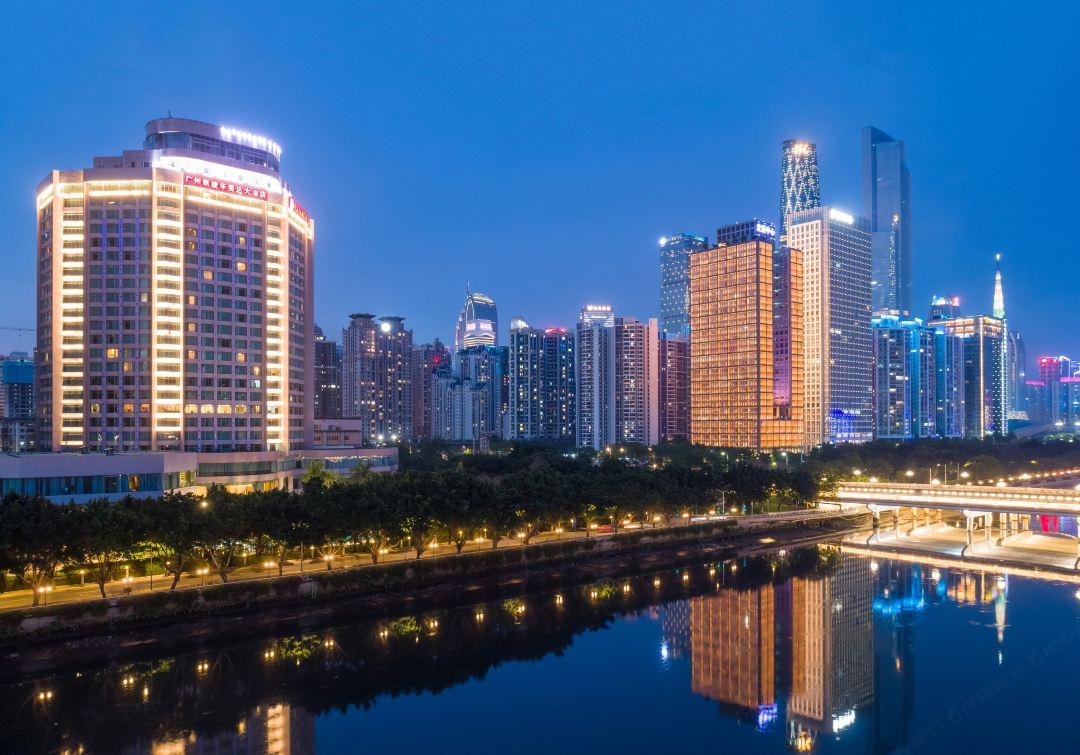 Ramada By Wyndham Pearl Guangzhou-Canton Fair Free Shuttle Bus Exterior photo