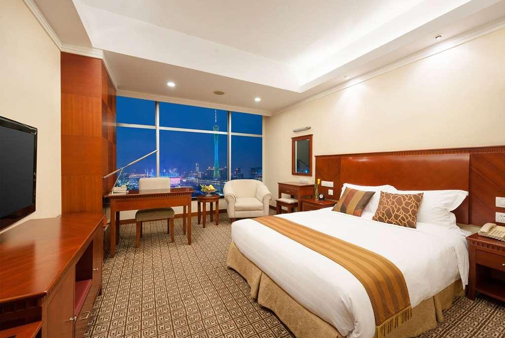 Ramada By Wyndham Pearl Guangzhou-Canton Fair Free Shuttle Bus Room photo