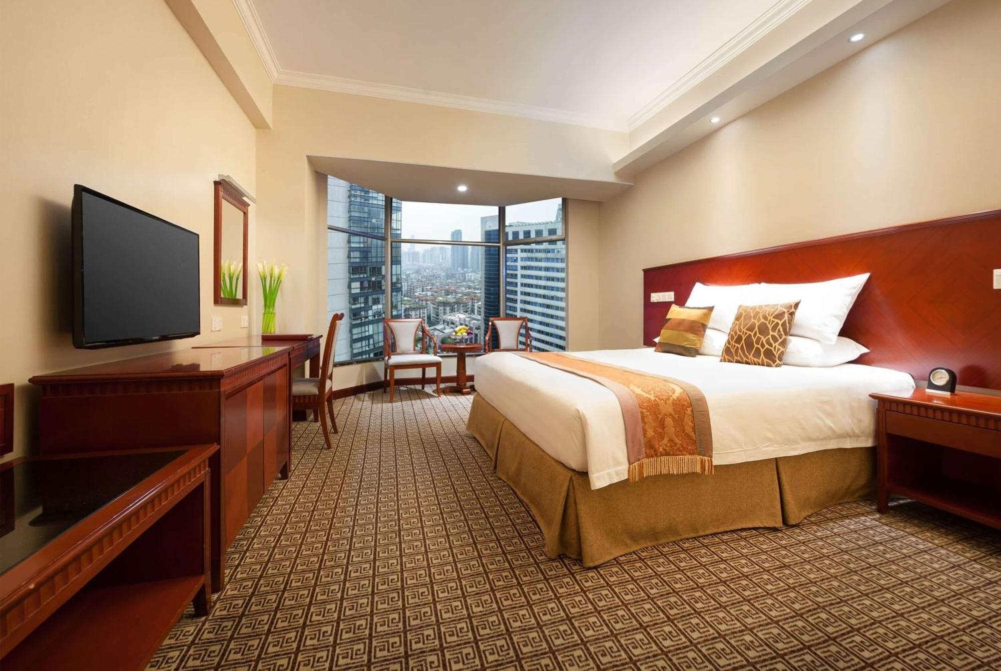 Ramada By Wyndham Pearl Guangzhou-Canton Fair Free Shuttle Bus Exterior photo