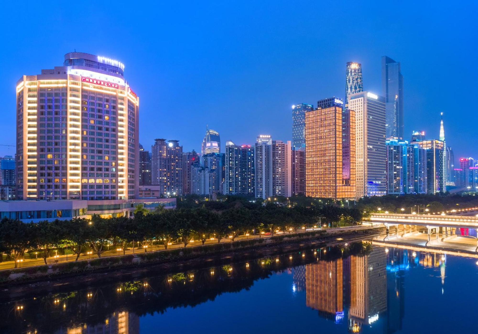 Ramada By Wyndham Pearl Guangzhou-Canton Fair Free Shuttle Bus Exterior photo