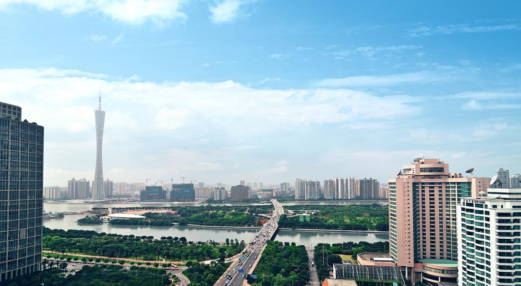 Ramada By Wyndham Pearl Guangzhou-Canton Fair Free Shuttle Bus Exterior photo