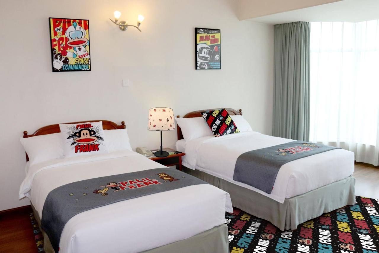 Ramada By Wyndham Pearl Guangzhou-Canton Fair Free Shuttle Bus Exterior photo